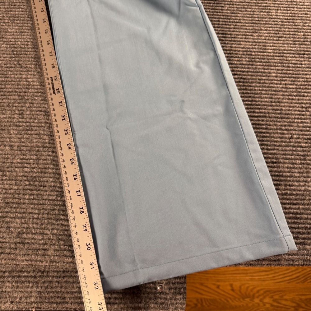 Fabletics Womens Light Blue V-Neck Scrub Top One Pocket and pants set like new - Picture 12 of 16